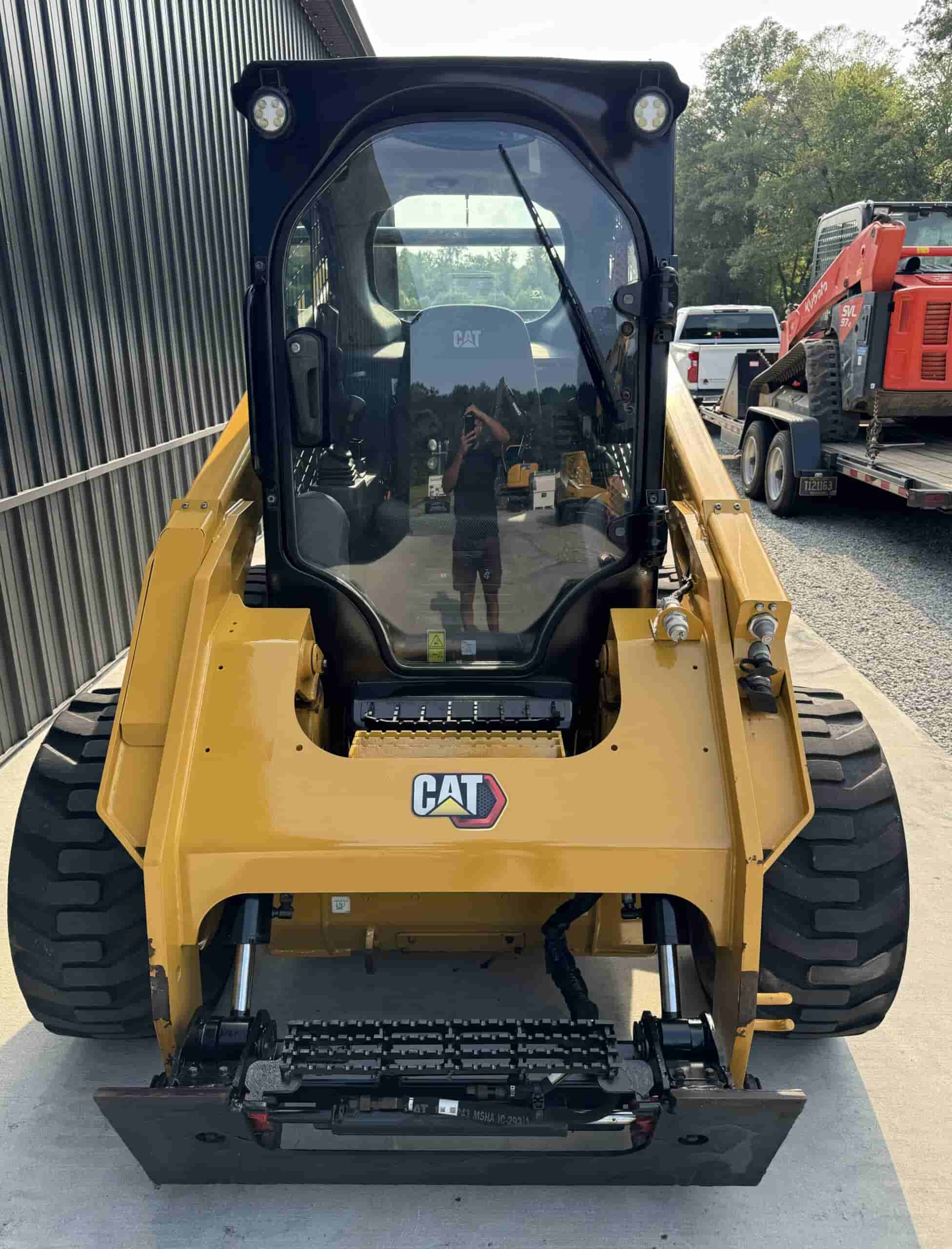 2021 CAT 262D3
